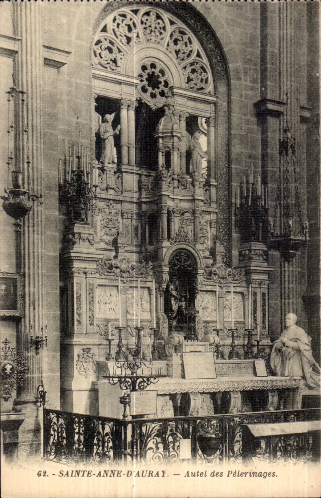 CPA Sainte Anne d Auray Autel des Pelerinages