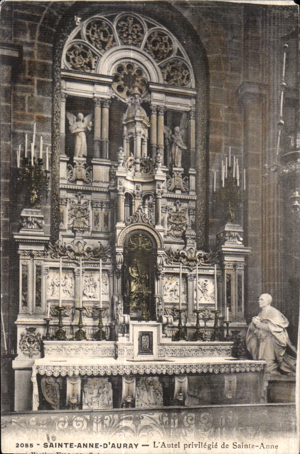 CPA Ste Anne d Auray L Autel privilegie de Sainte Anne