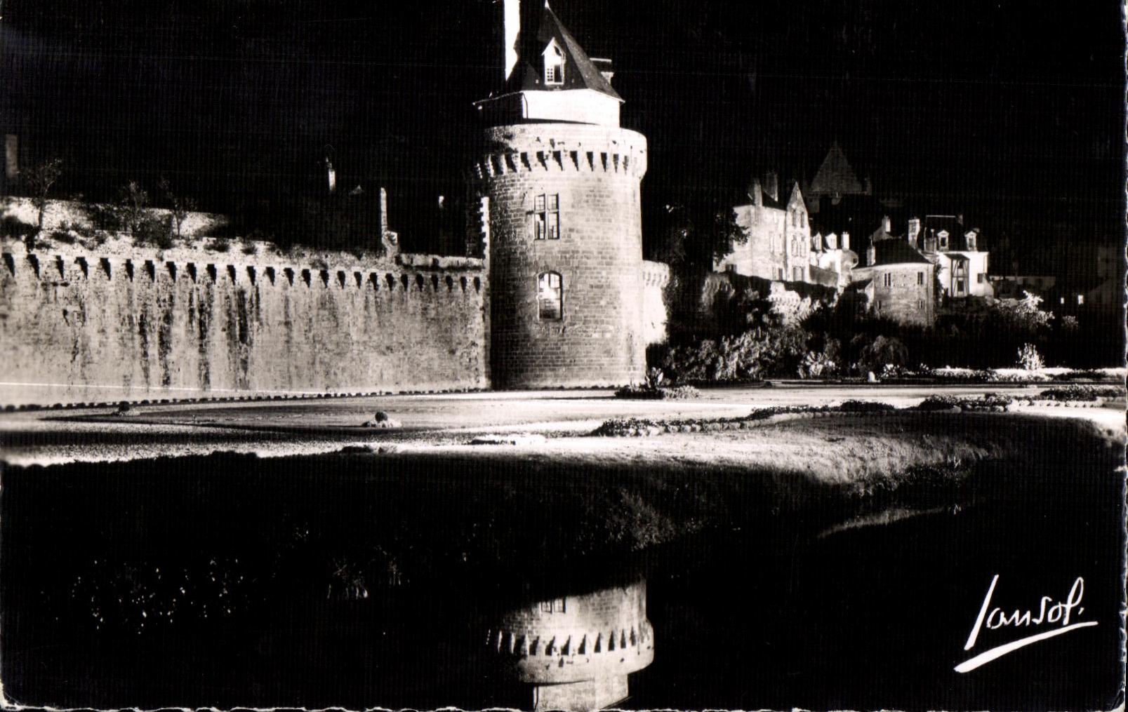 Remarts de CPSM Vannes (Morbihan) la noche