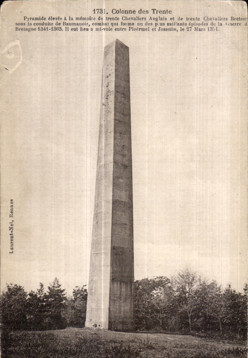 Columna de CPA del elevce de treinta pirAmides al mempite de treinta caballeros ingleses y de treinta caballeros de Bretoresous