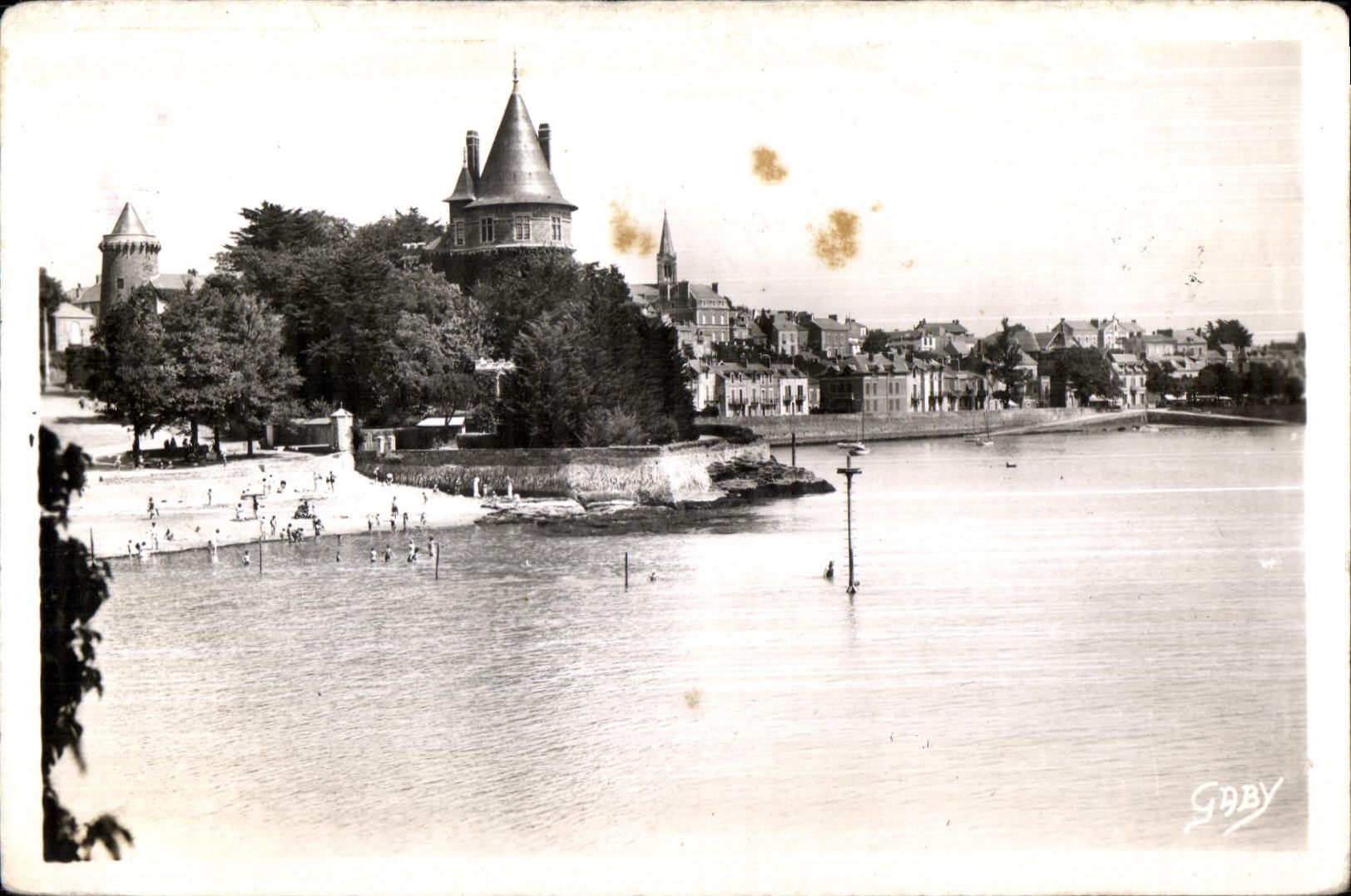 CPA Pornic (L-I ) Le Plage du Chateau