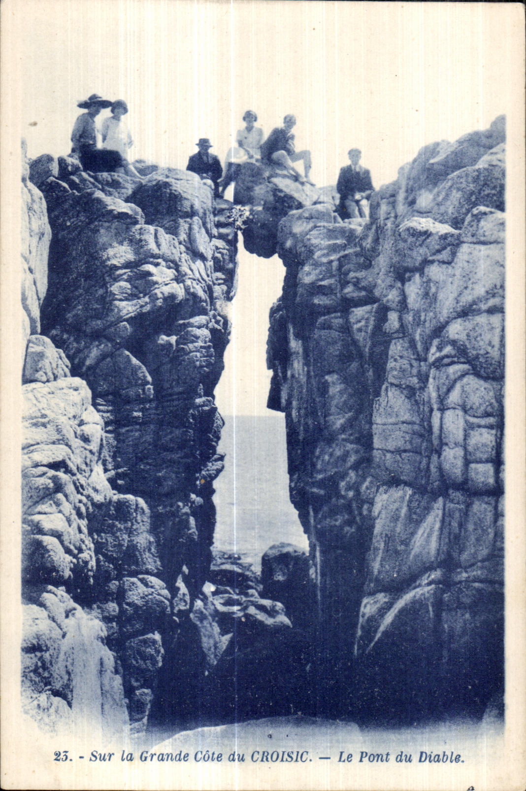 CPA Sue la Grande Cote du Croisic Le Pont du Diable