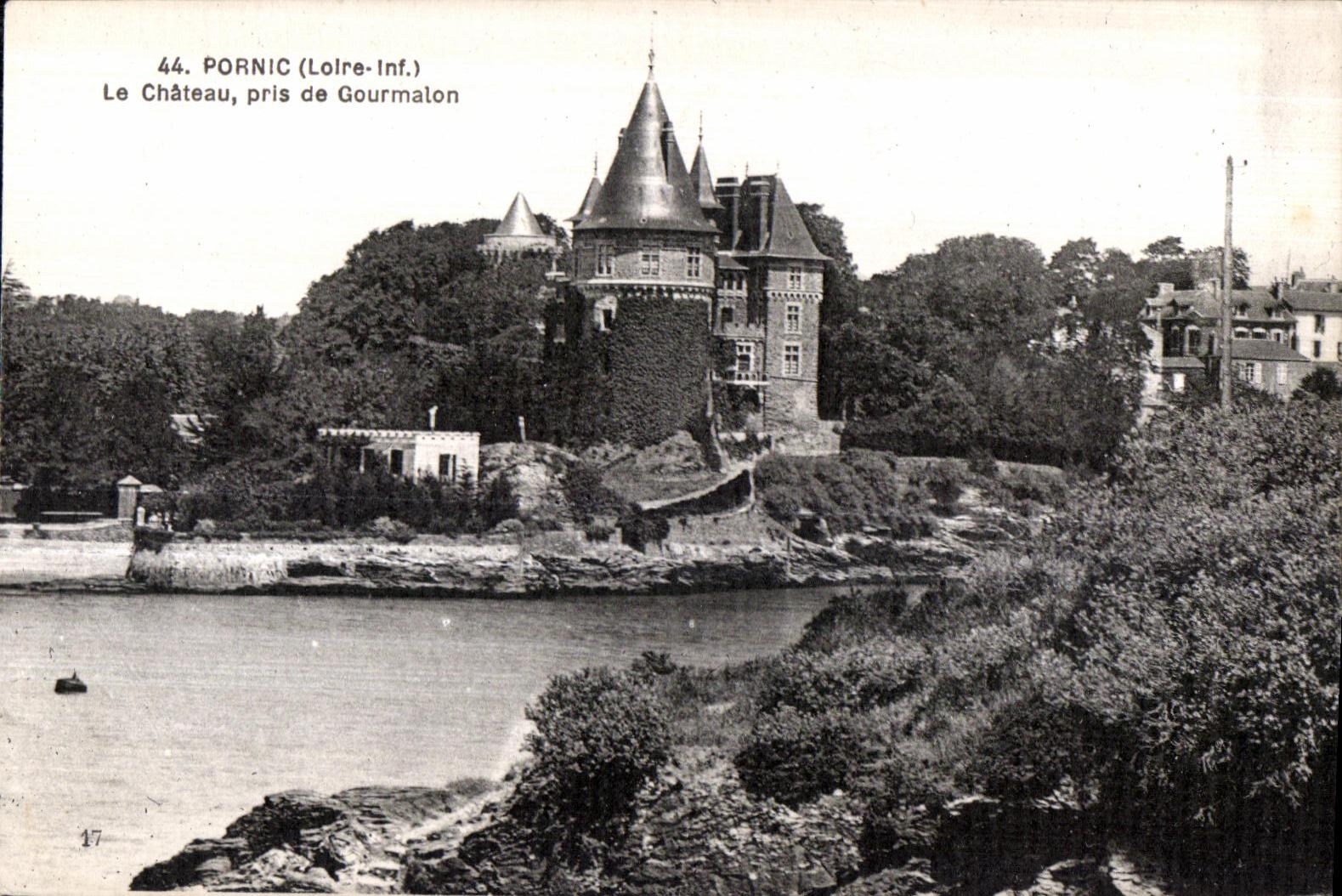 CPA Pornic (the Loire-Inf) the Castle Taken of Gourmalon
