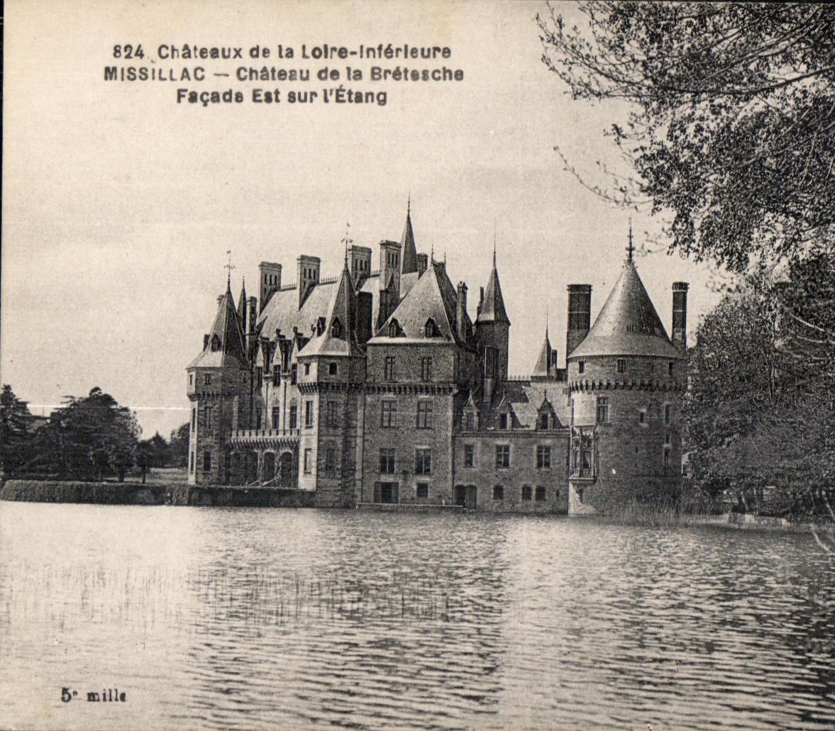 CPA Chateau de la Loire Interieure Missillac Chateau de la Bretesche Facde Est sur l Etang