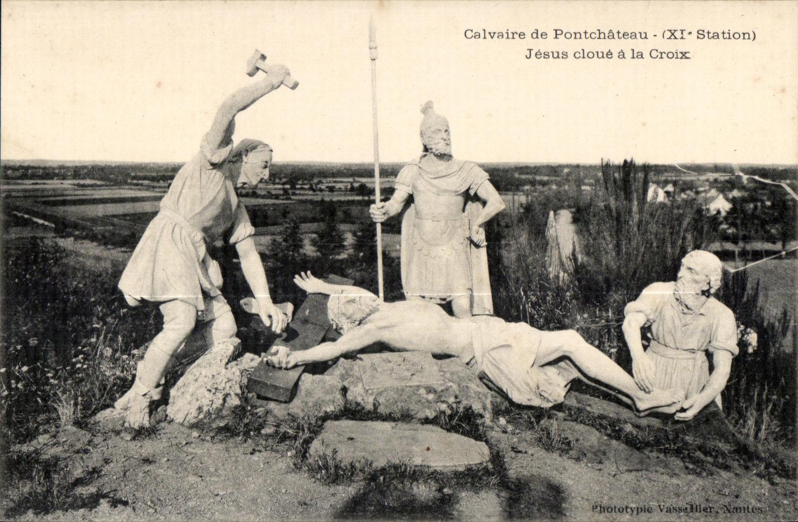 CPA Martyrdom of Pontchateau (XI Jesus Station nails with the Cross