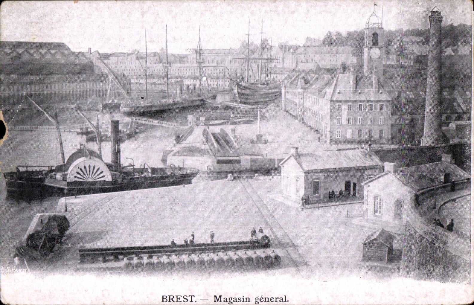 CPA Brest magasin general Bateaux 