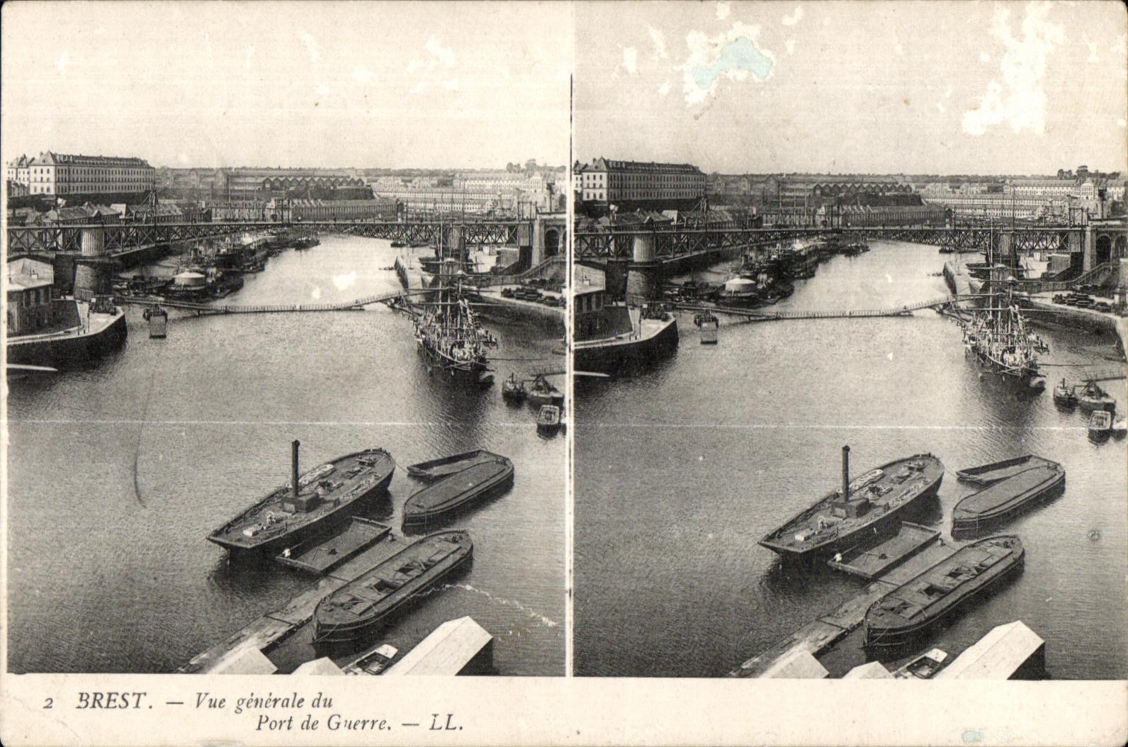 CPA Brest vue generale du port de guerre