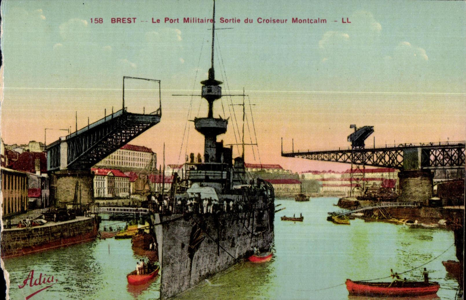 CPA Brest le port militaire sortie du croiseur montcaim