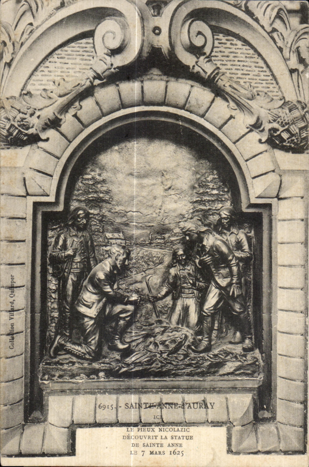 CPA Sainte Anne Auray the Nicolazic Piles Discovered Statue Sainte Anne