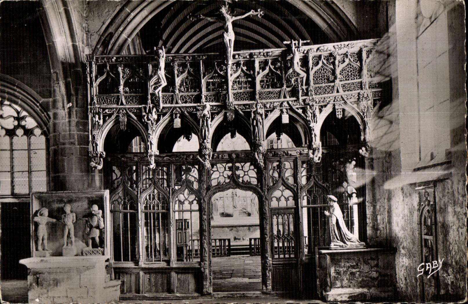 CPA Le Faouet (Morbihan) Chapelle Saint Fiacre Le jube en bois sculpte la peinture en remonte a lez et