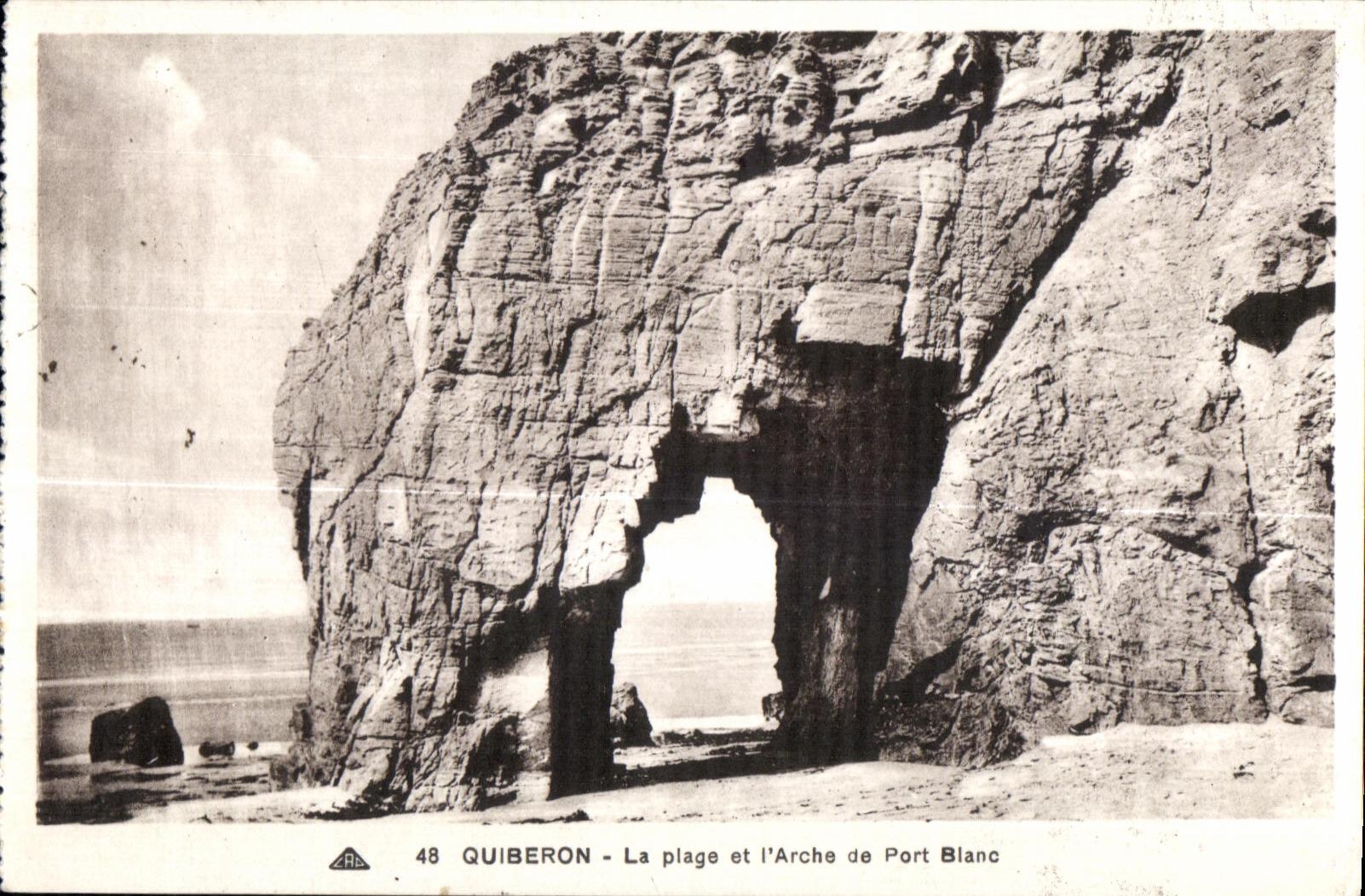 CPA Quiberon La Plage et l Arche de Port Blanc