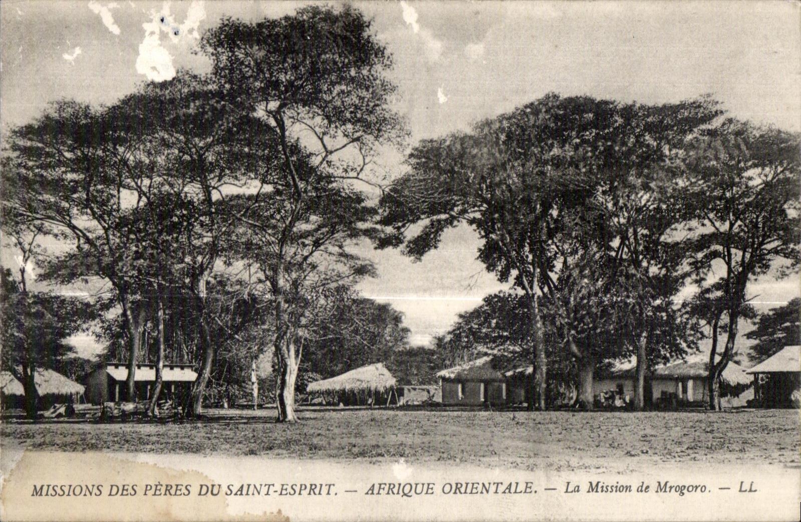 CPA Missions Des Peres Du Saint Esprit Afrique Orientale La Mission de Mrogoro