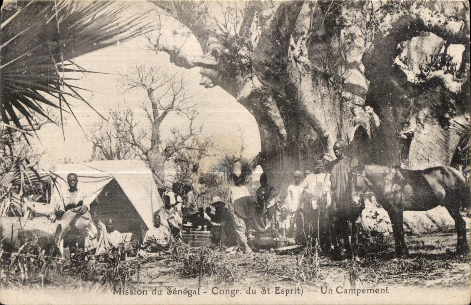 CPA Mission of Senegal Congr of St Spirit a Senegal Camping