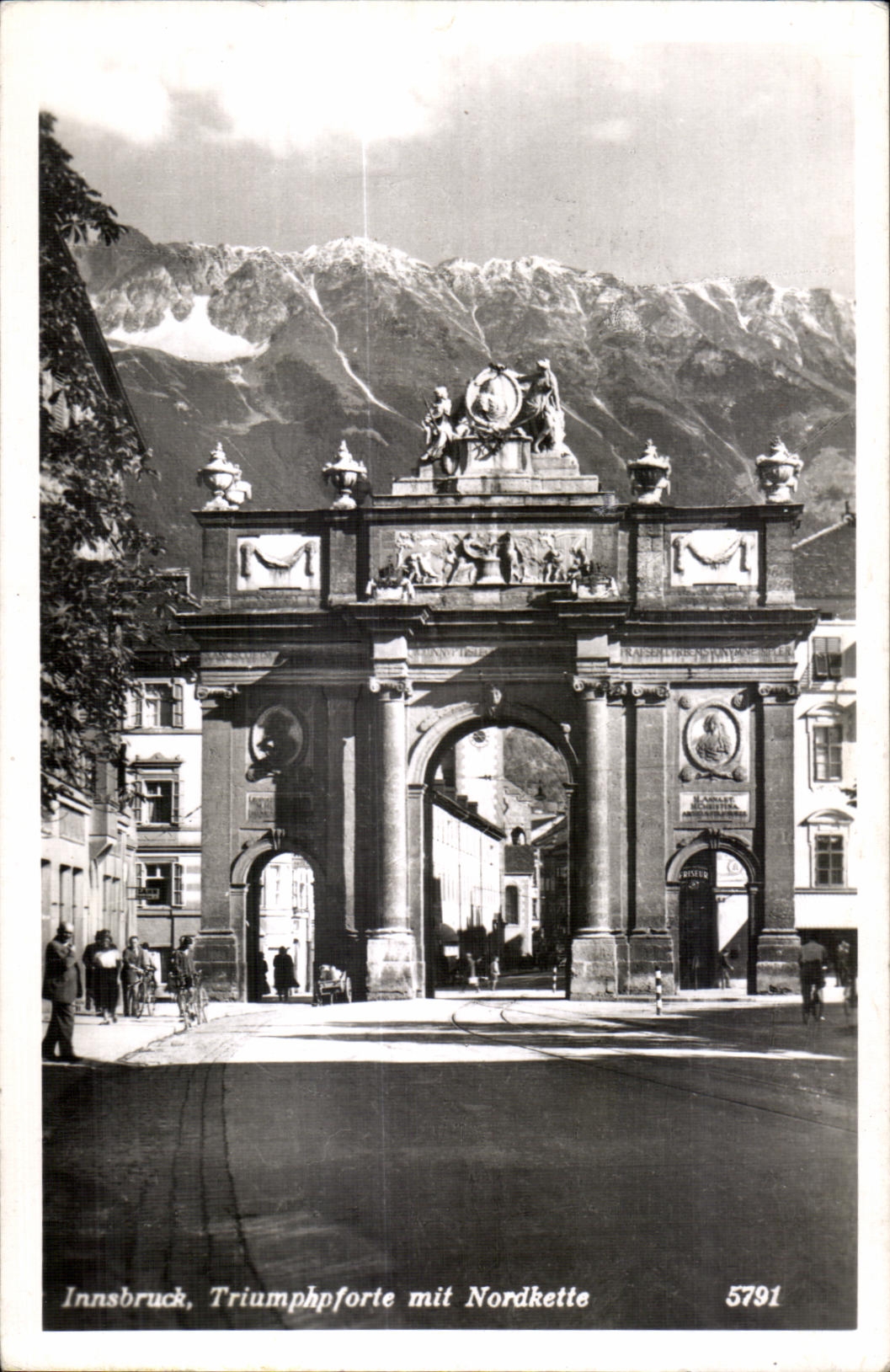 CPA Innsbruck Triumphpforte put Nordkette