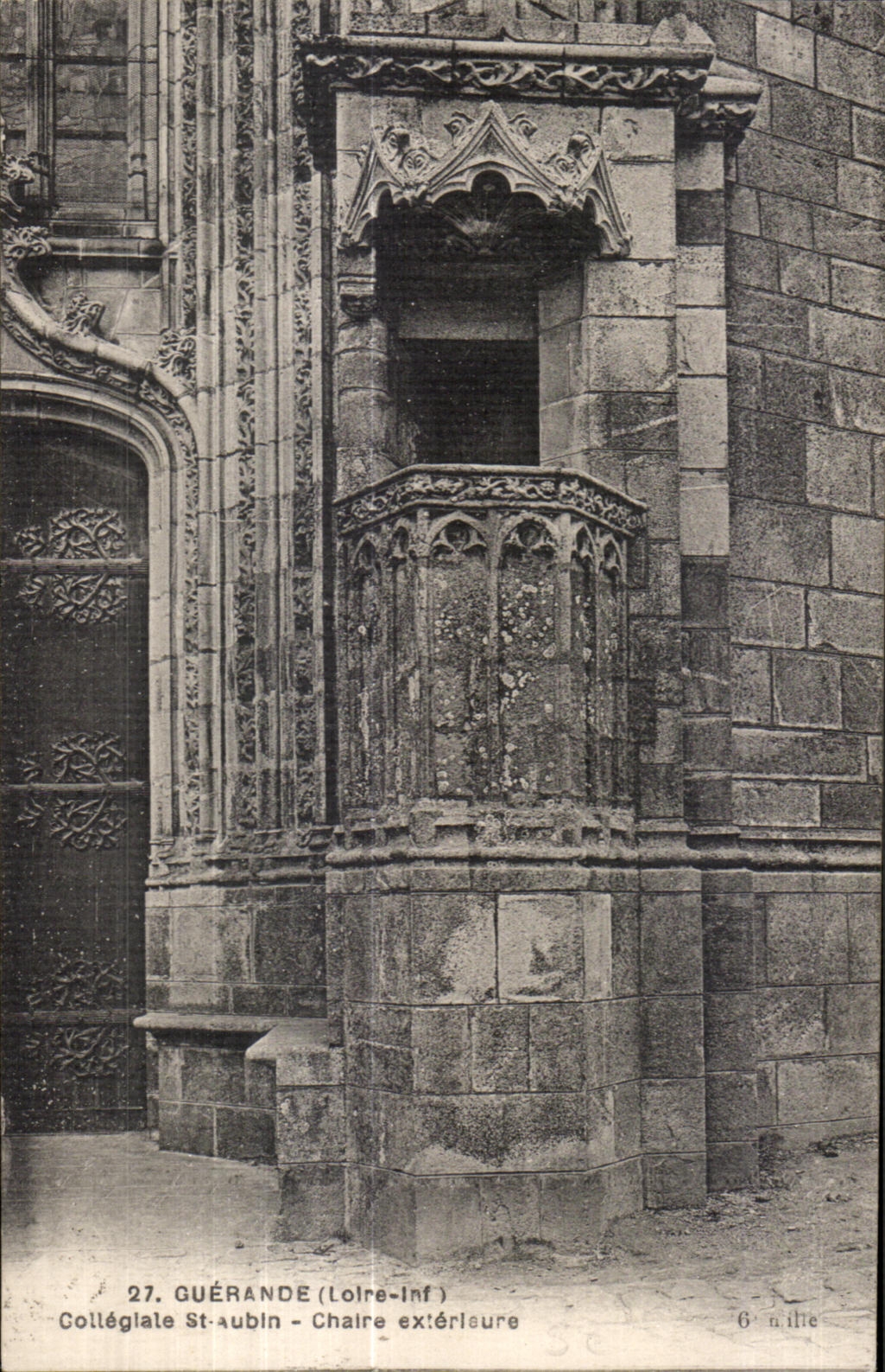 CPA Guerande (Loire Inf) Cllegiale st Aubin Chaire exierleure