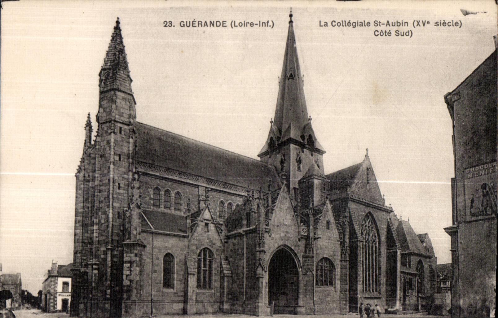 CPA (Loire inf) La Collegiale St Aubin (XV siecle) Cote Sud)