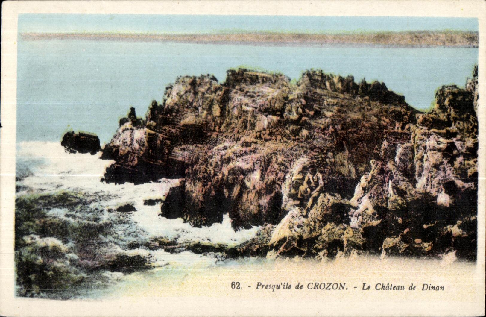 CPA Presqu island of Crozon the castle of dinan