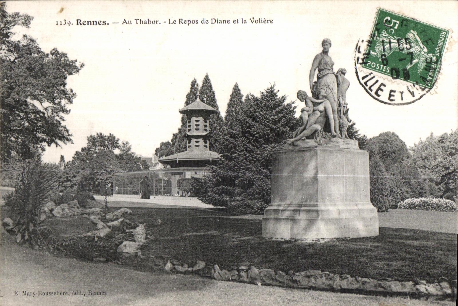 CPA Rennes Au Thabor Le Repos de Diane et la Voliere