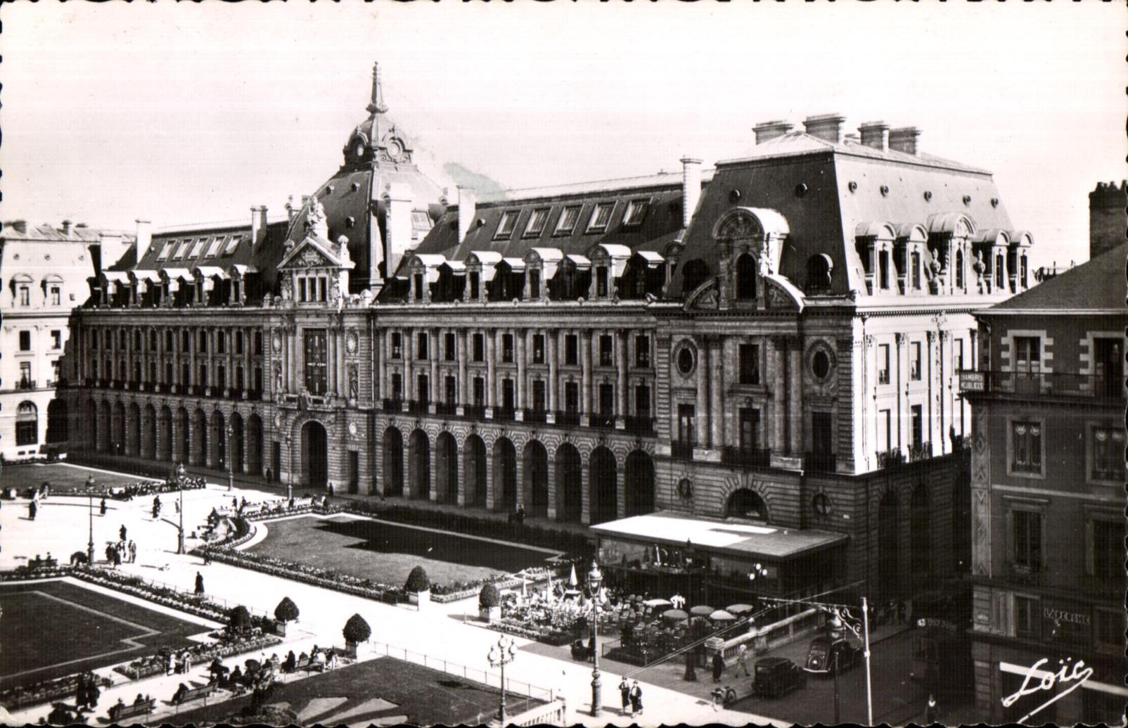 CPSM Rennes de Palais du Commerce (Commerce)