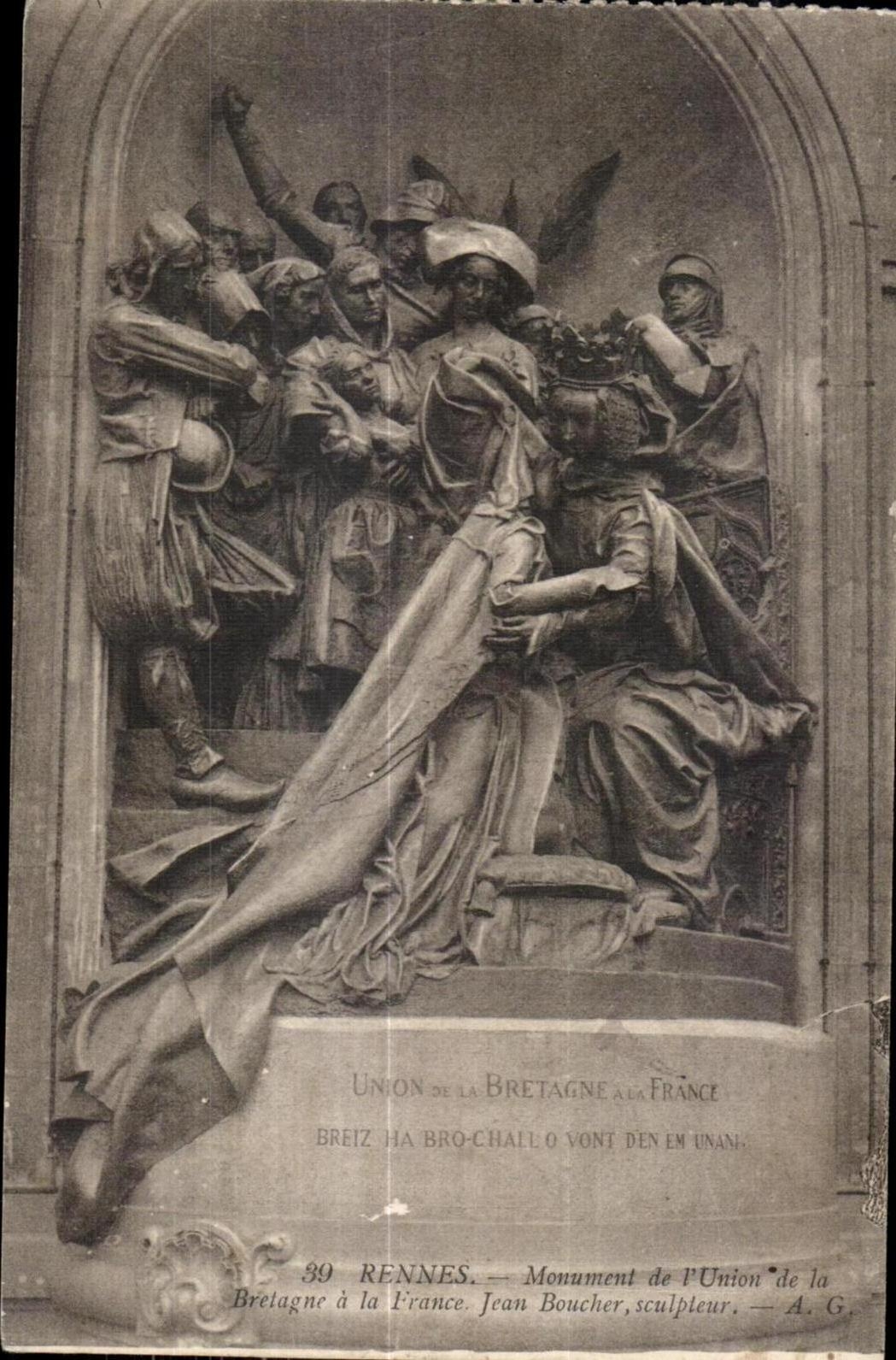 CPA Rennes Monument de I Union de la Brelagne a la Erance Jean Boncher Sculpteur 