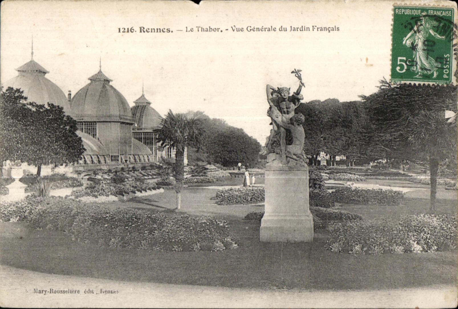 CPA Rennes Le Thabor Vue Generale du Jardin Francais