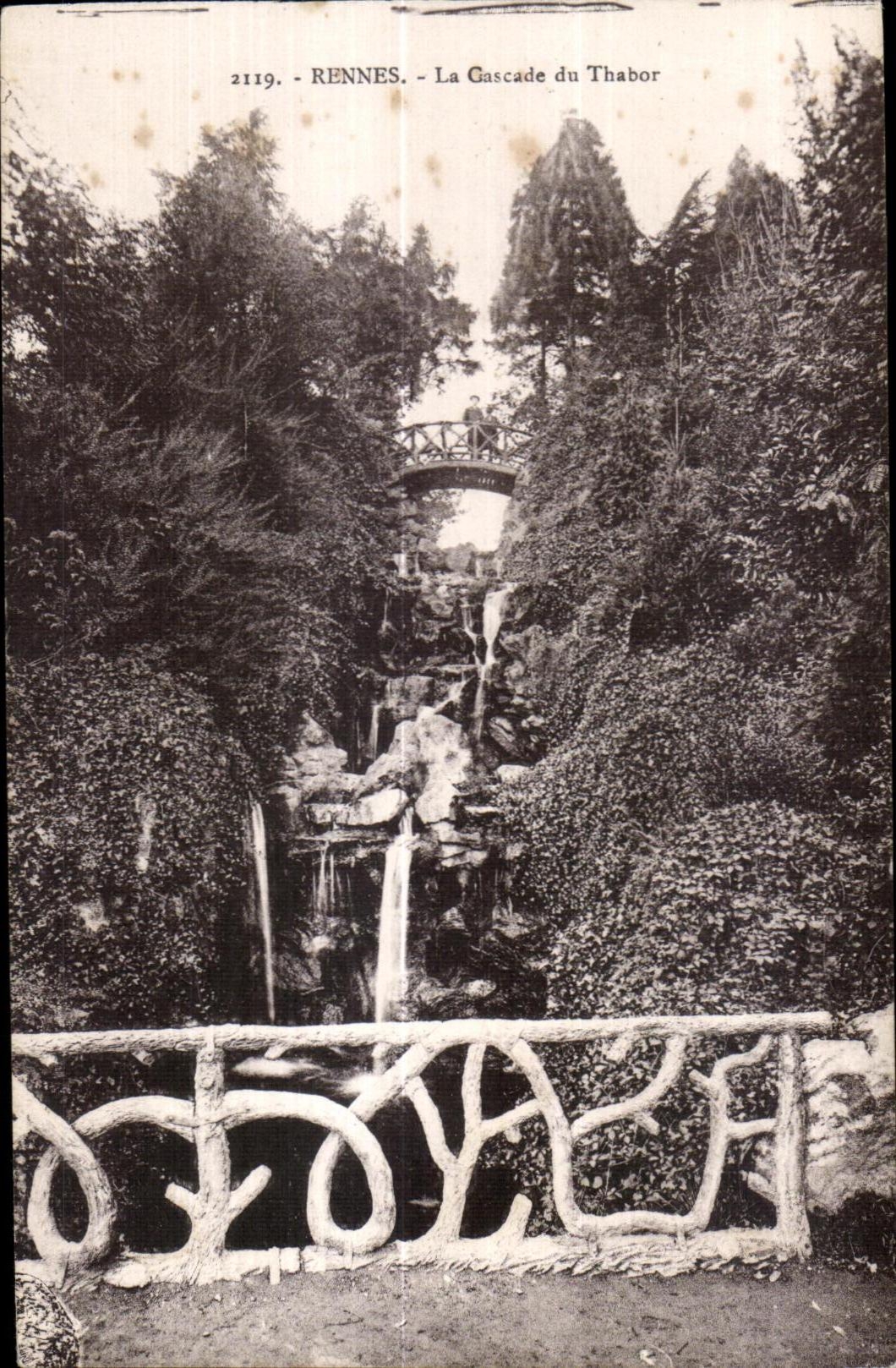 CPA Rennes La Cascade du Thabor