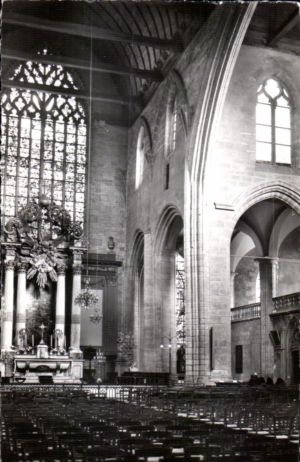 CPA Eglise Saint Germain de Rennes XIII XVII s Vue Sur Le Choeur Et Le Bas Cote Sud