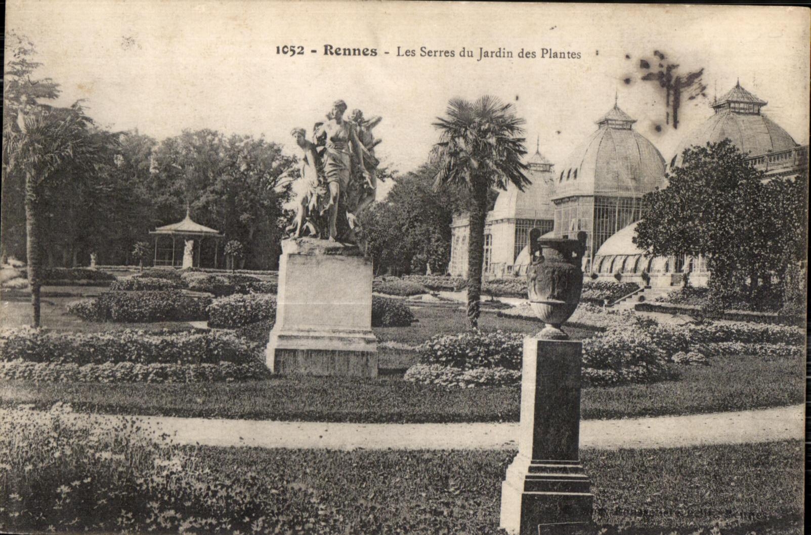 CPA Rennes Les Serres du Jardin des Plantes