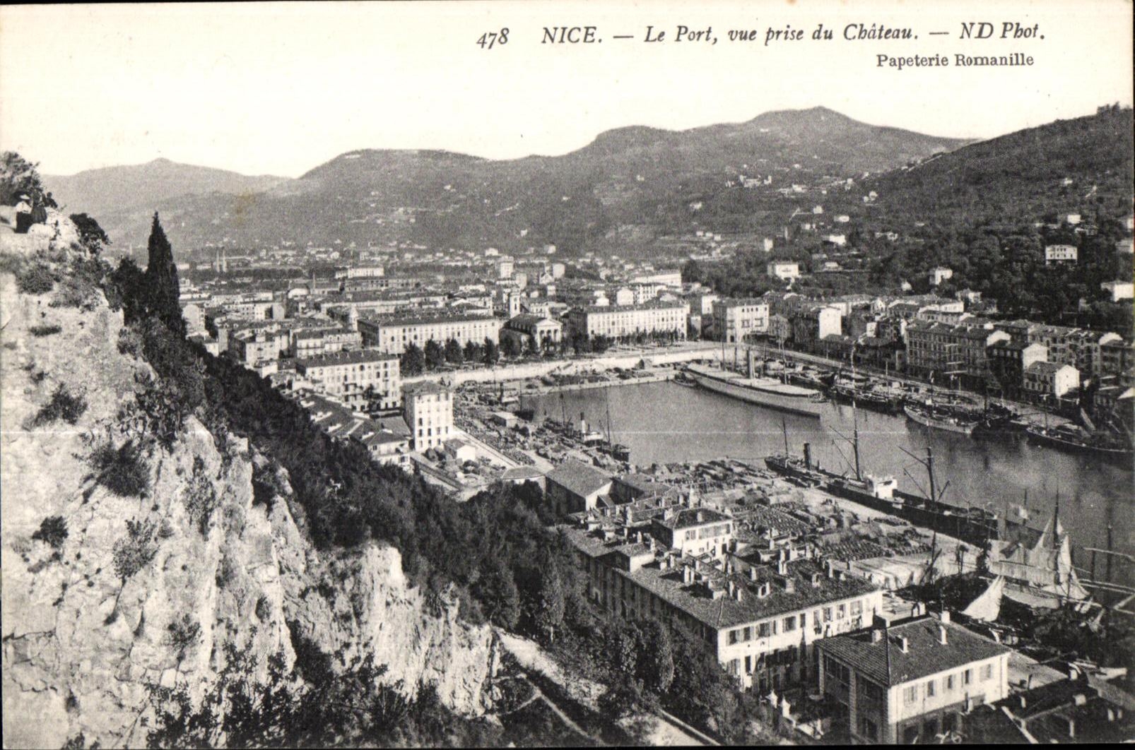 CPA Nice Le Port vue Prise du Chateau