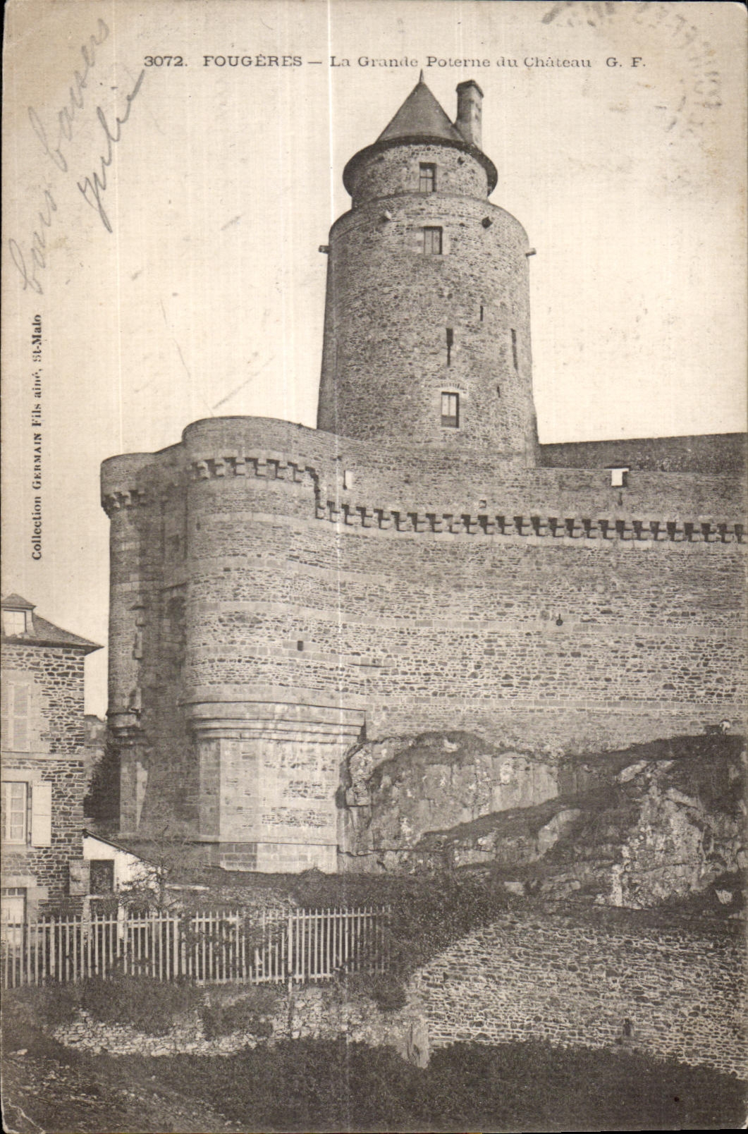 CPA Fougeres La Grande Poterne du Chateau