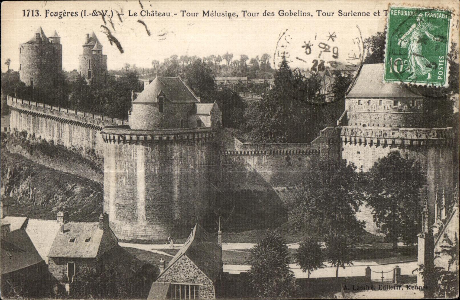 CPA Fougeres Le Chateau Tour Melusiee Tour Des Gobelins Tour Surienne et