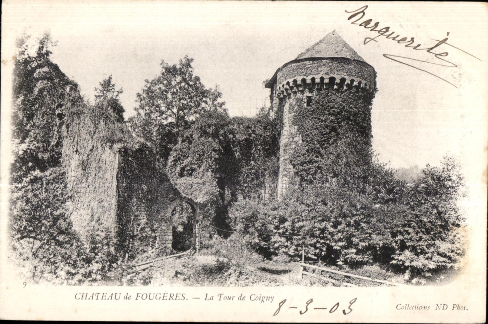 CPA Chateau De Fougeres La Tour de Coigny