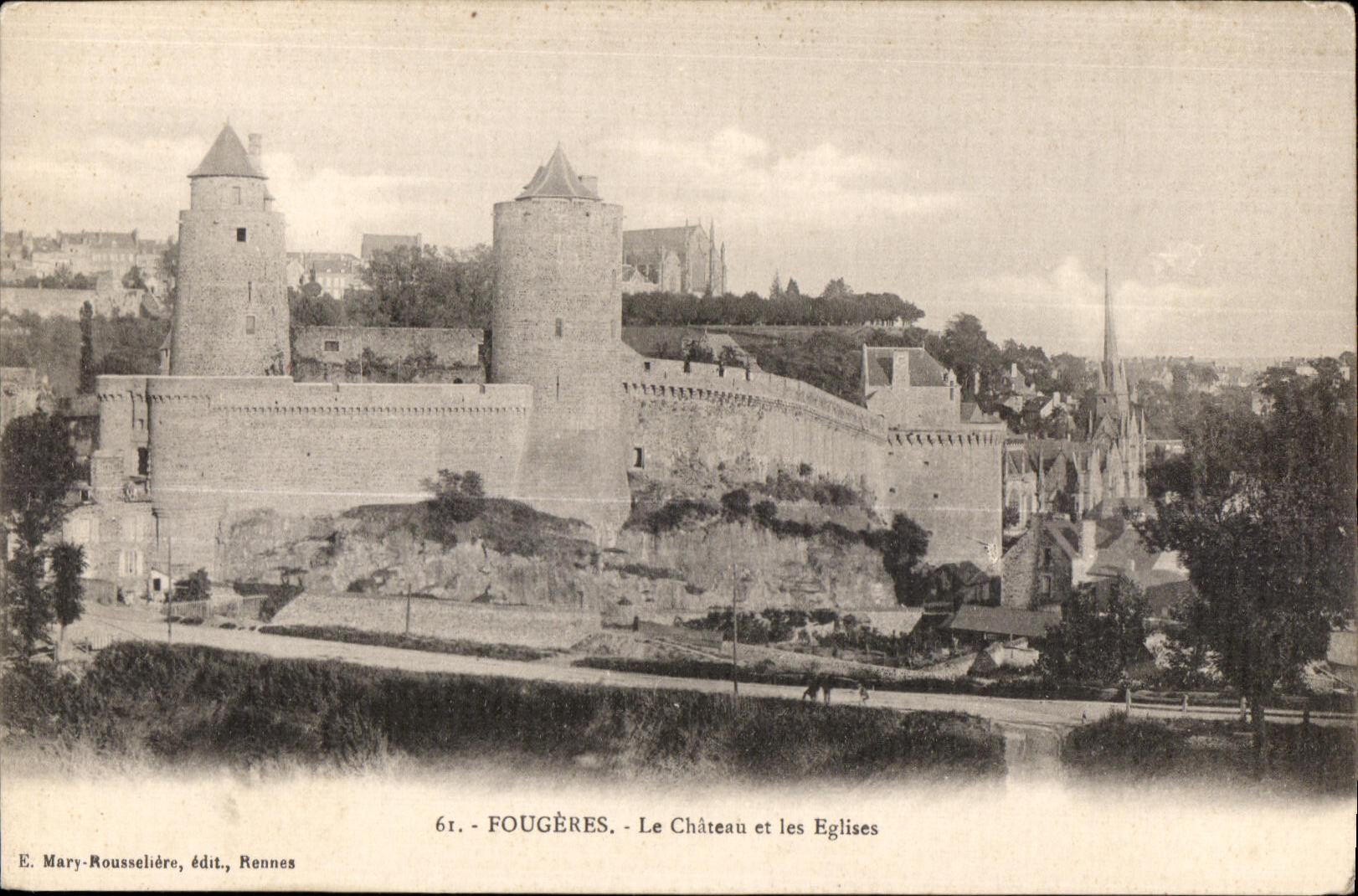 CPA Fougeres Le Chateau et les Eglises