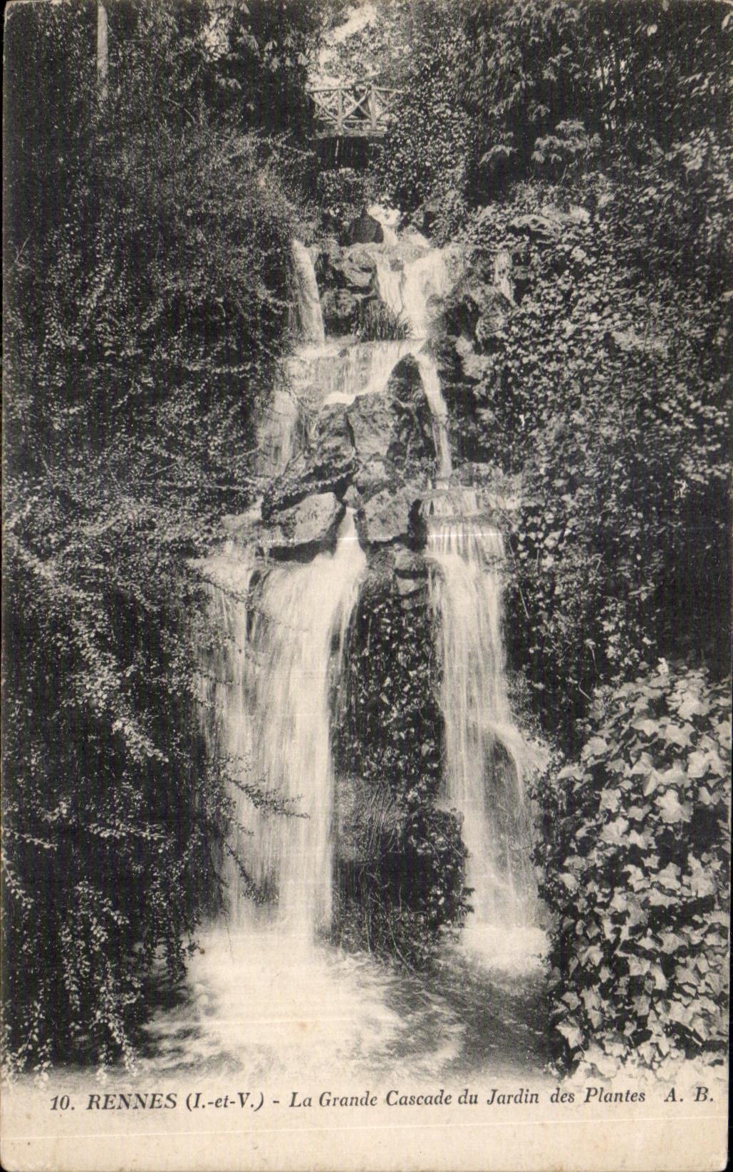 CPA Rennes La Grande Cascade du Jardin des Plantes