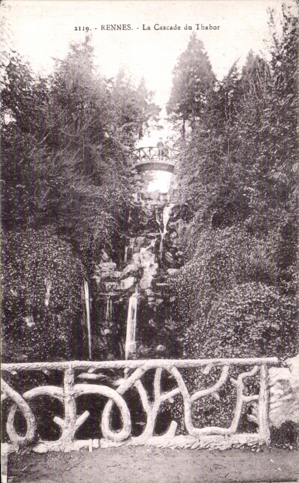 CPA Rennes La Cascade du Thabor 