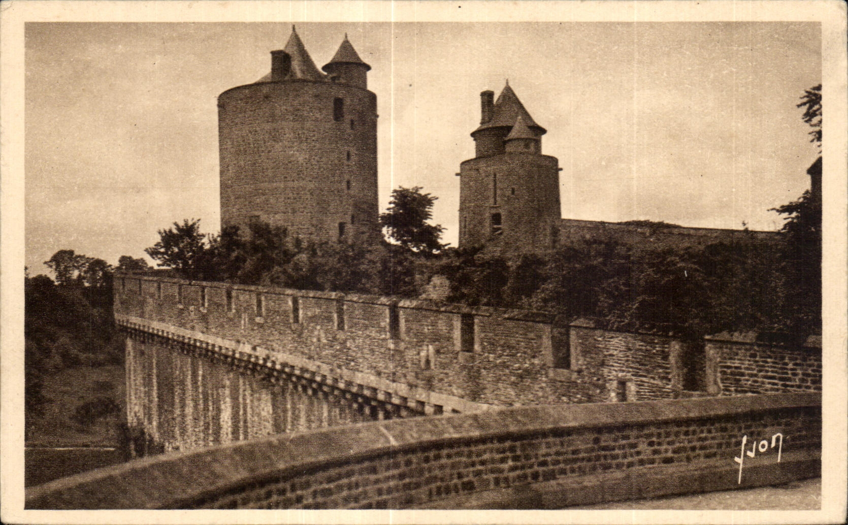 CPA Fougeres (Ille et Vilaine) Courtine du sud ouest