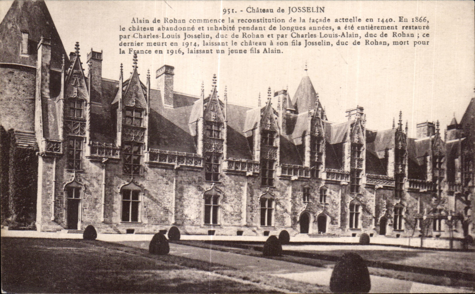 Castillo de CPA de Josselin Alain de Rohan Begins el reconstitation del tacade adentro