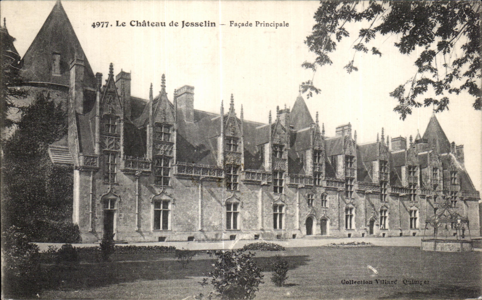 CPA el castillo del ataque frontal del principal de Josselin