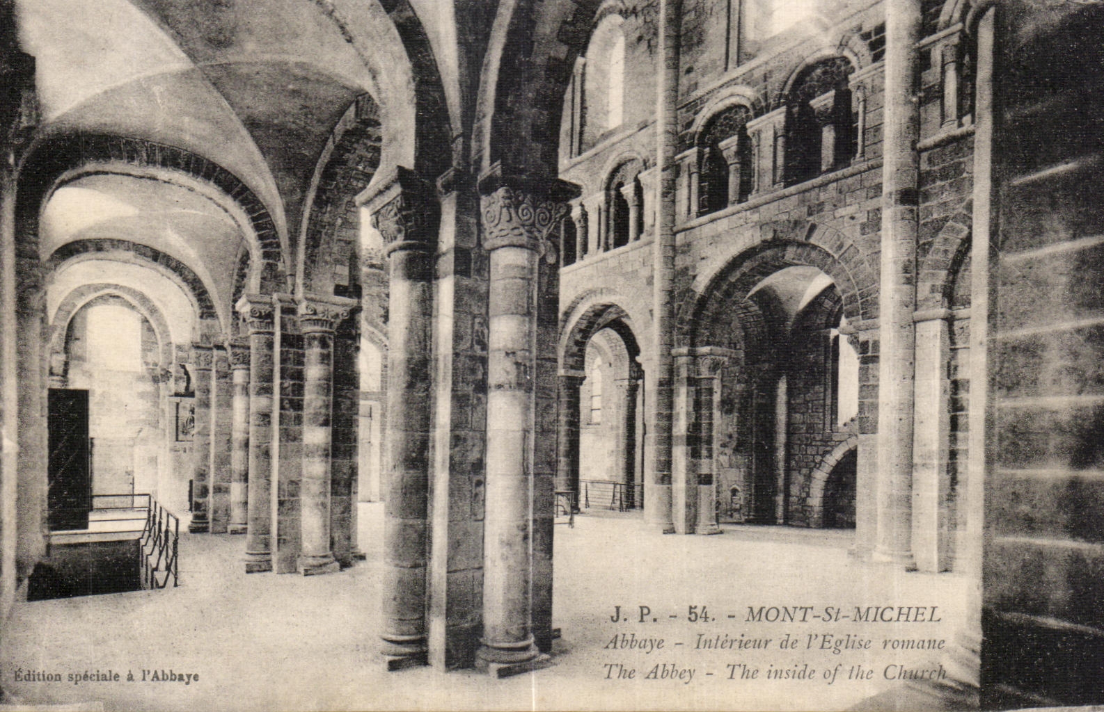 CPA Mont St Michel Abbaye Interieur de l Eglise romane The Abbey The inside of the Church