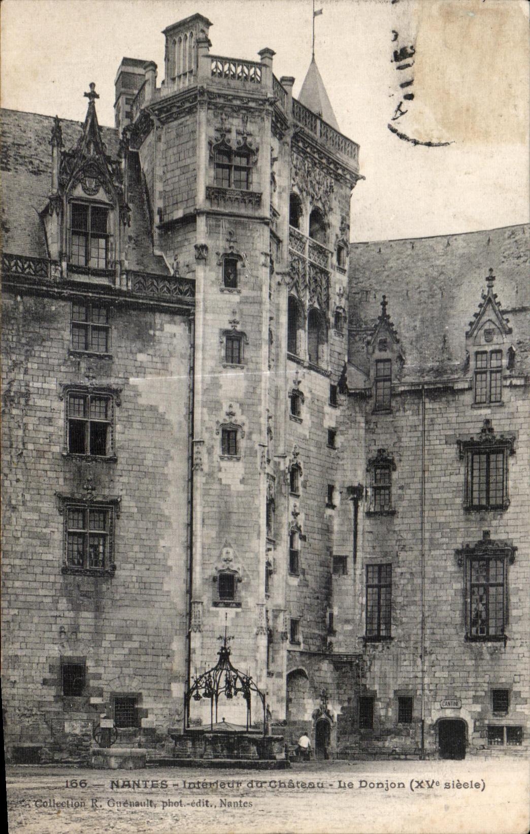 CPA Interior Nantes to dir Castle the Keep