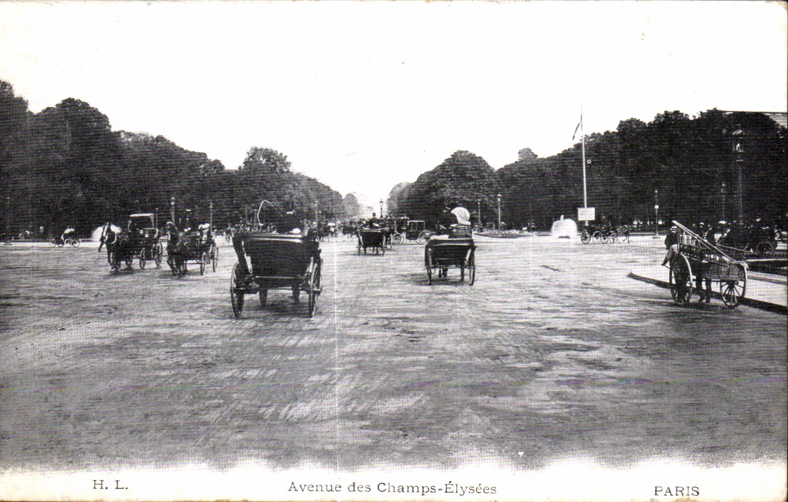 CPA Avenue des Champs Elysees Paris
