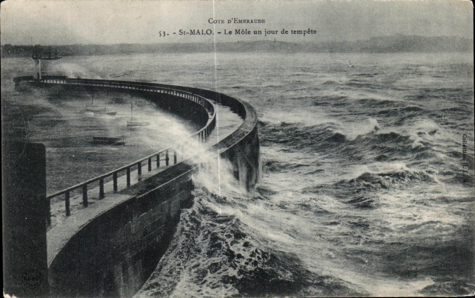 CPA Dimensions Emerald St Malo the Mole one day of storm