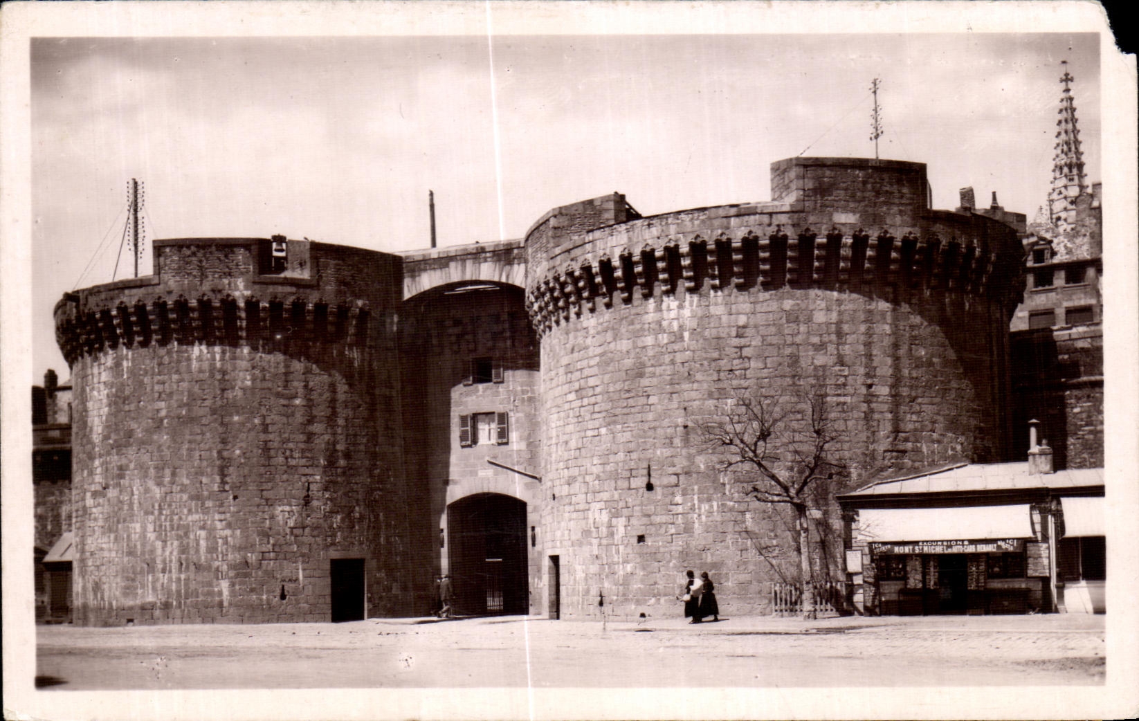 CPSM St Malo the Large Gate