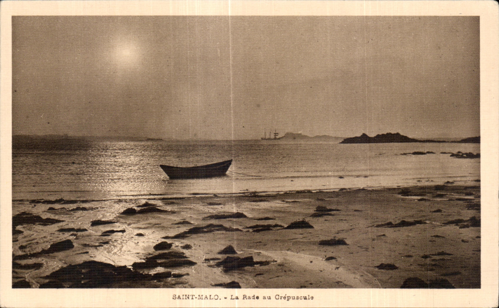 CPA Saint Malo Roads in the Twilight