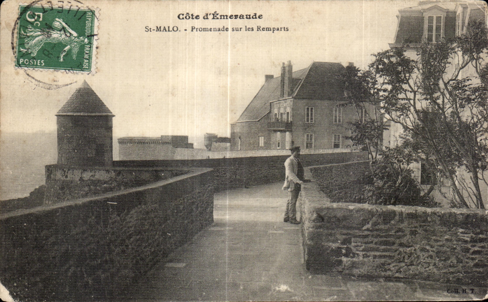 CPA Dimensions Emeraude St Malo Promenade on the Walls