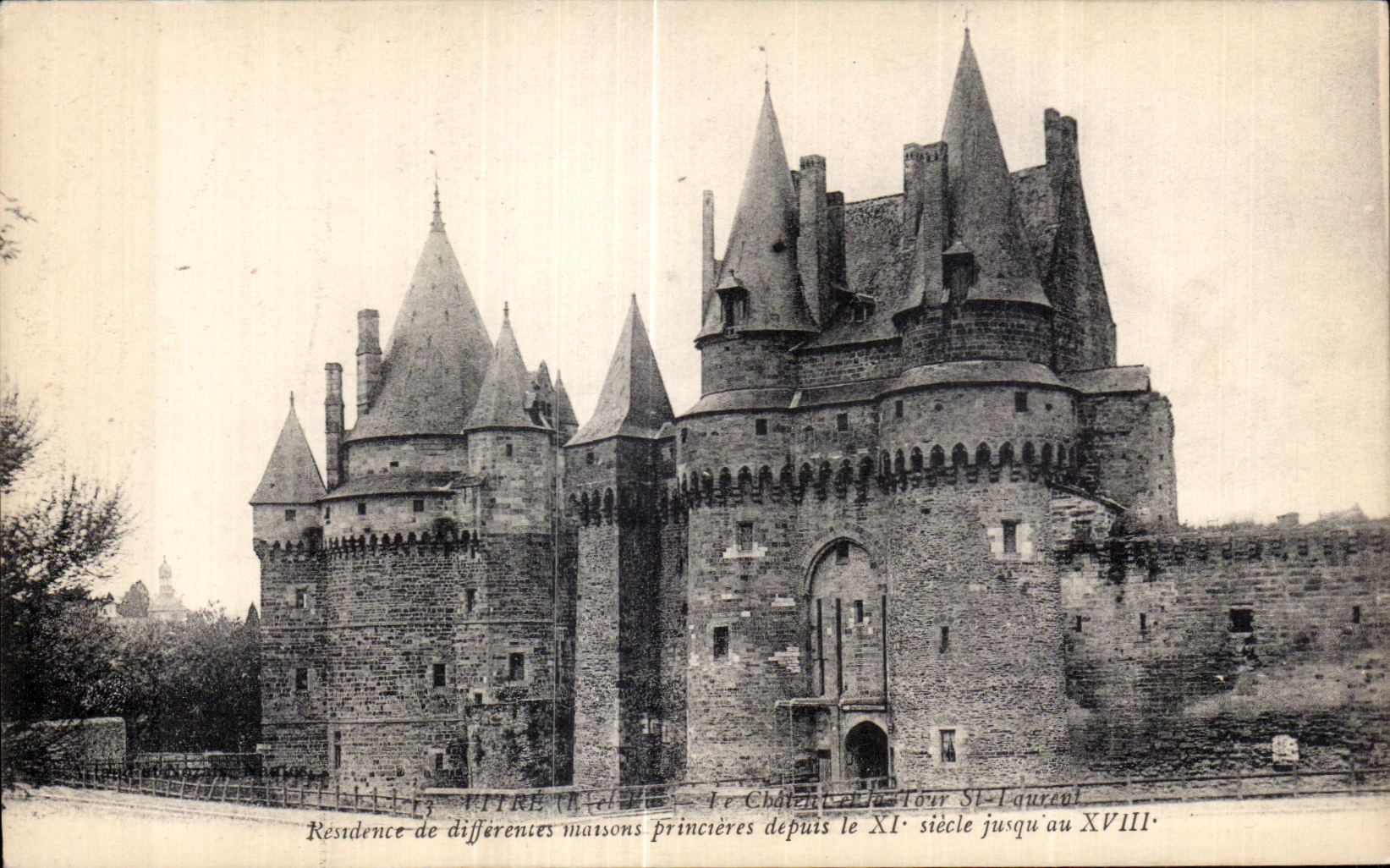 CPA esmalta el castillo de Saint Laurent