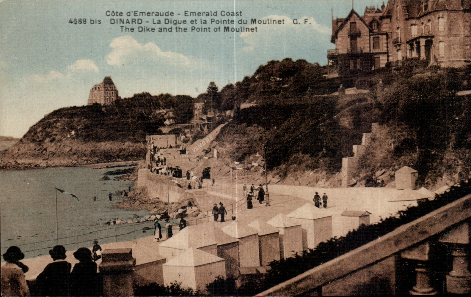 CPA Dinard La Digue et la Pointe du Moulint