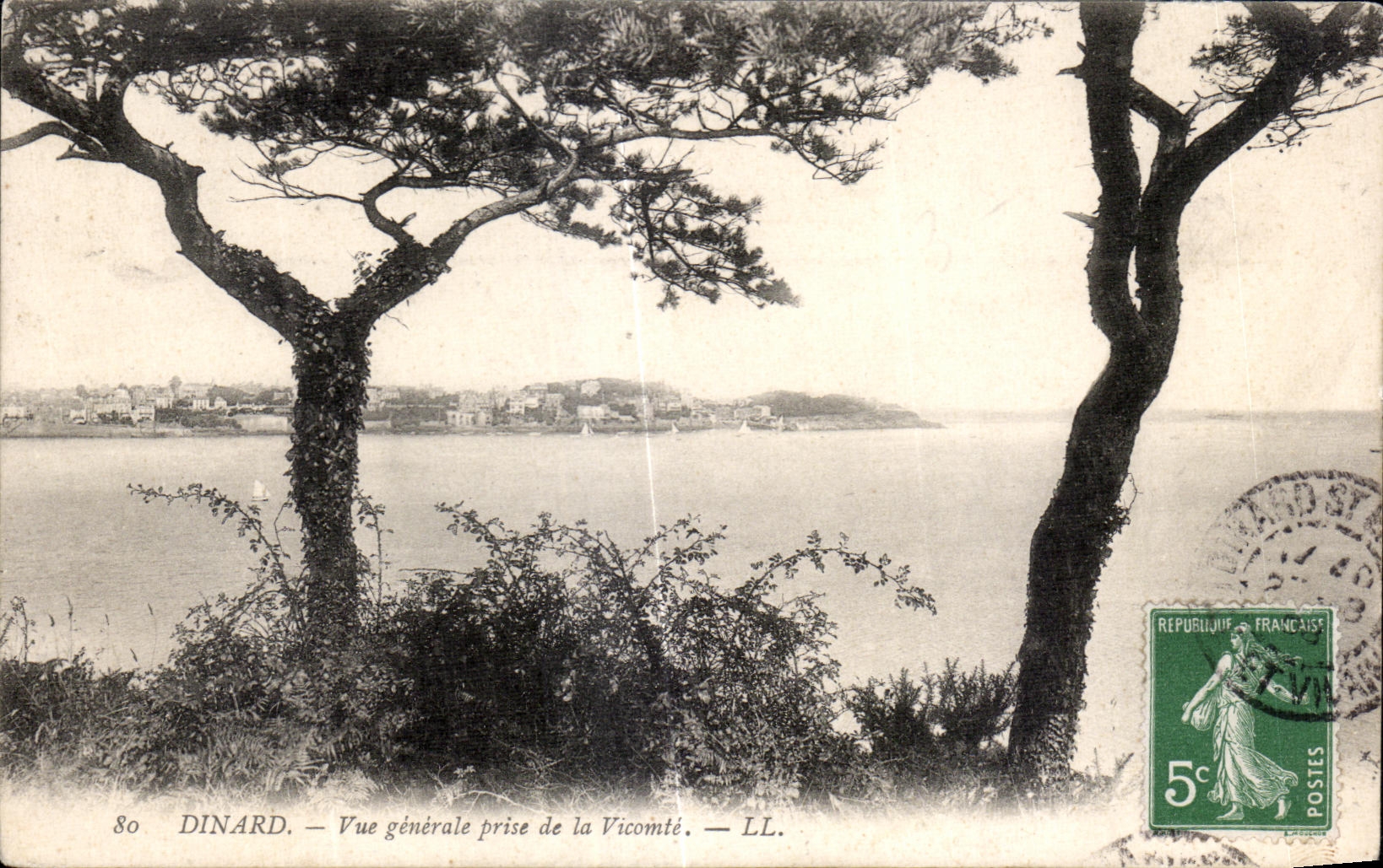 CPA Dinard Vue generale Prise de la Vicomte