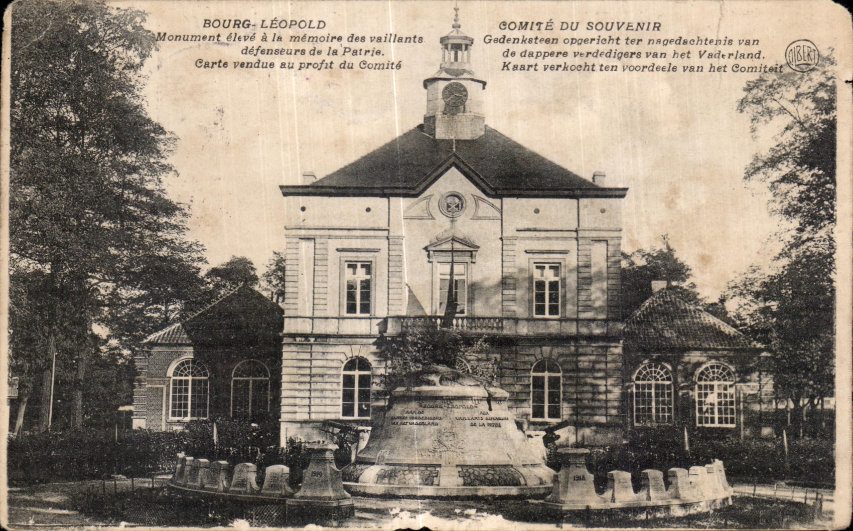 CPA Bourg Leopold Monument eleve a la memoire des vaillants