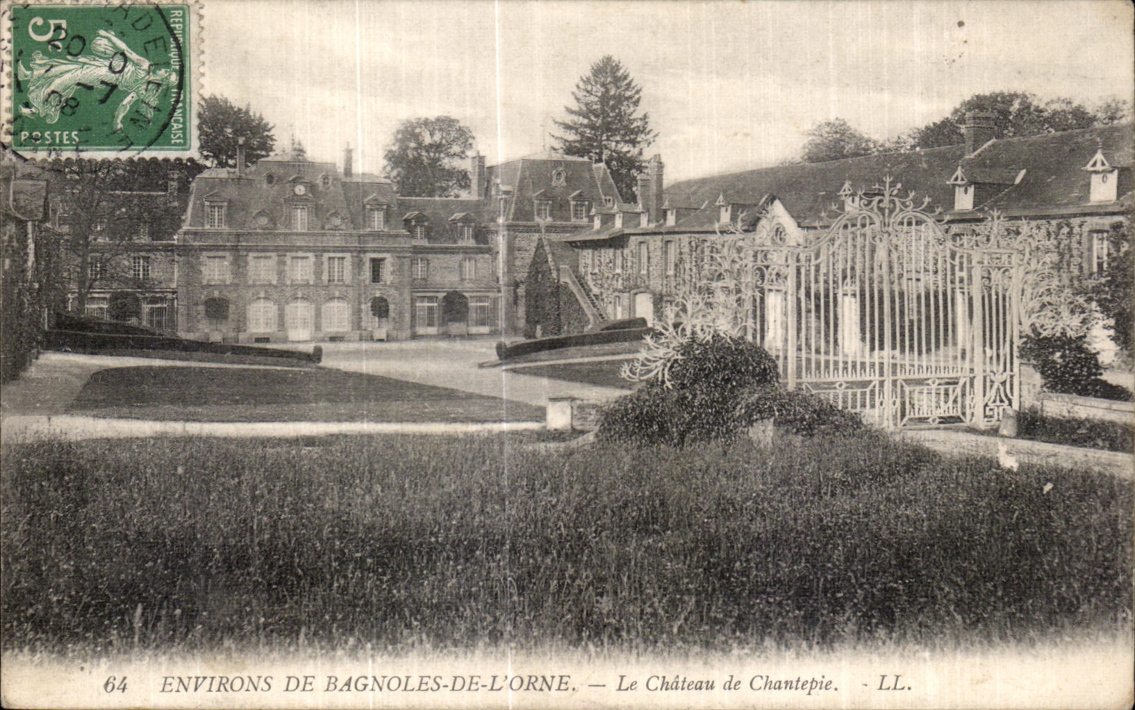 CPA Environs De Bagnoles De L Orne Le Chateau de Chantepie